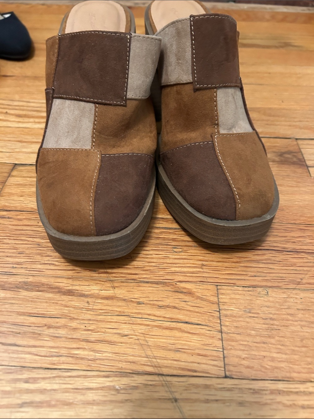 Universal threads Patchwork Suede Slip-On Clogs in Brown Tones size 7 - Picture 7 of 8